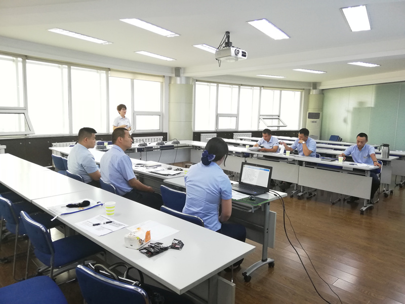 3.物业管理学院开展管理技能分享会.jpg 3.物业管理学院开展管理技能分享会.jpg