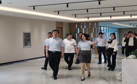 2024年6月26日，省慈善总会会长田锦尘一行莅临康养地产公司参观调研_副本.jpg